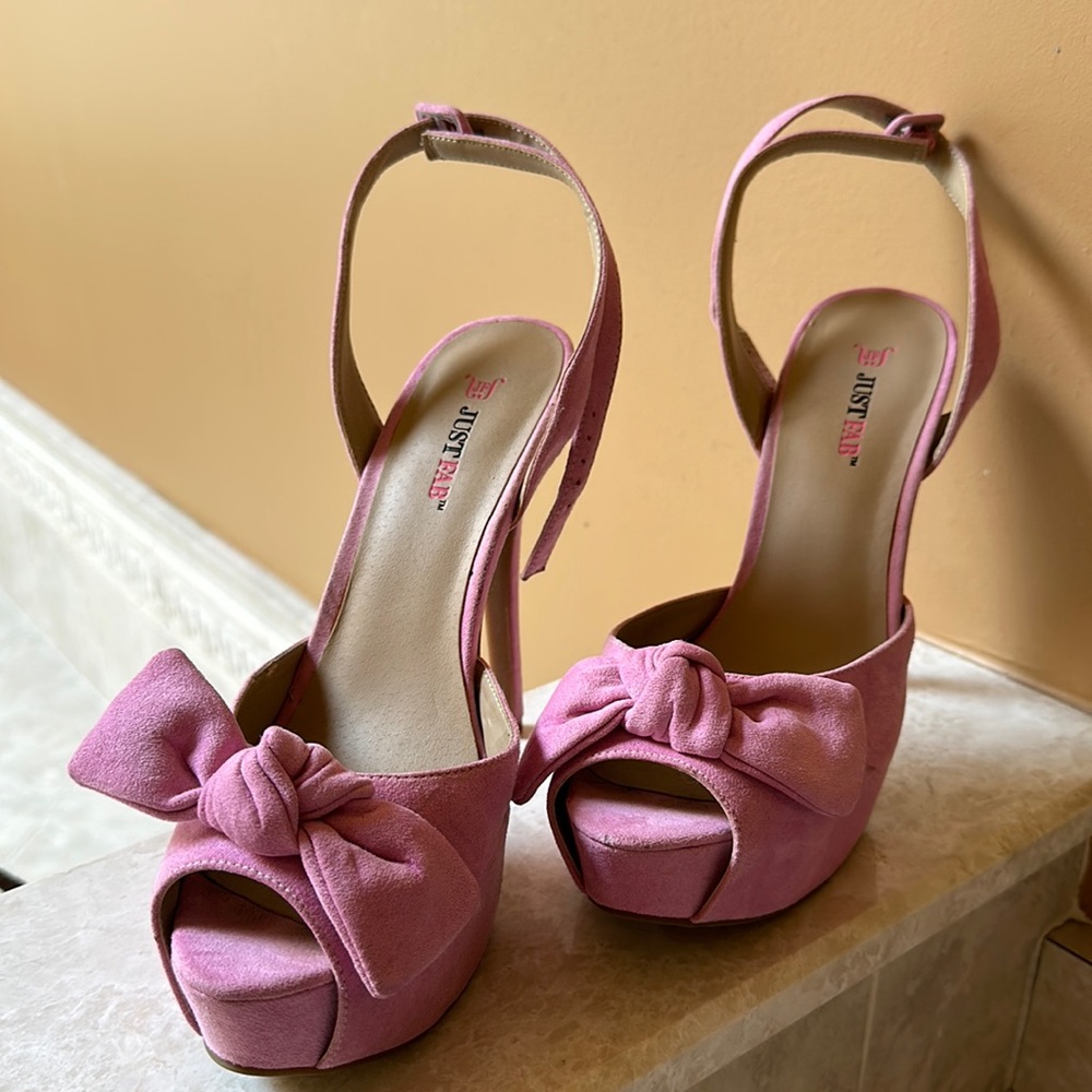 Just Fab Women’s Pumps size 9
